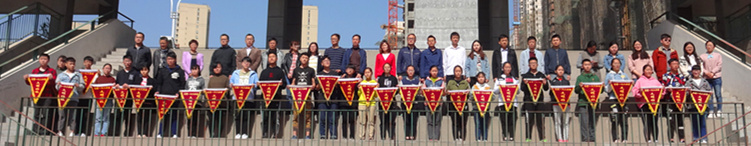 F:SMT2017-2018学年下学期每周升旗仪式国旗下讲话、照片第七周 八8班DSC04576.JPG