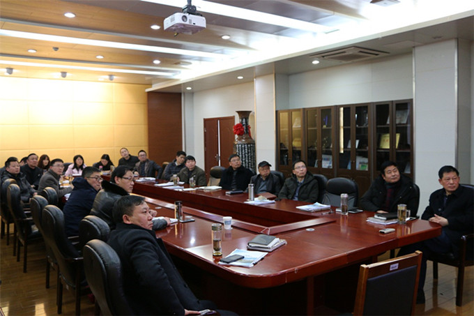 听汇报好.jpg 听汇报好.jpg