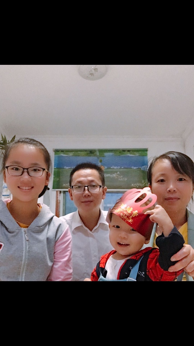 余 最美家长2.jpg