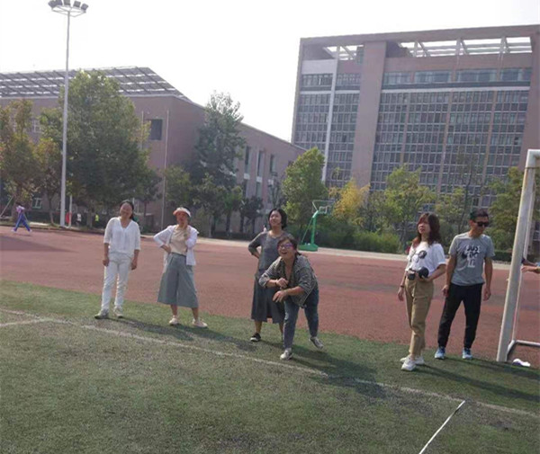 陈琳.jpg