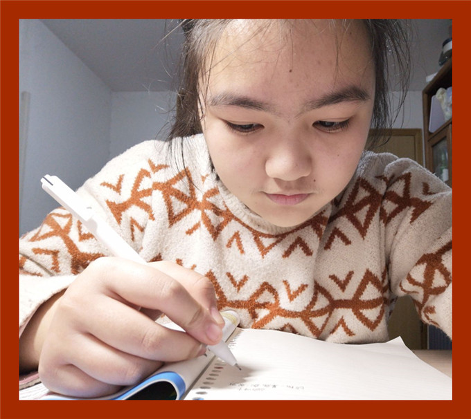 李穆童.jpg 李穆童.jpg