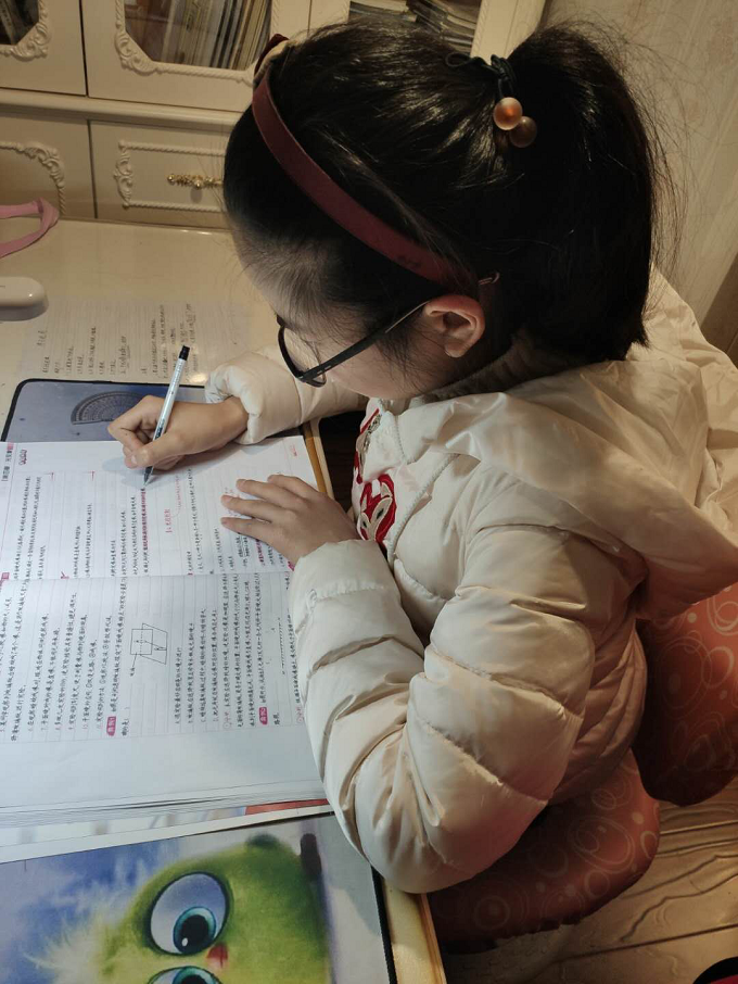 赵 艳.png 赵 艳.png