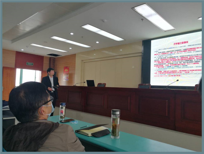 李_副本.jpg 李_副本.jpg