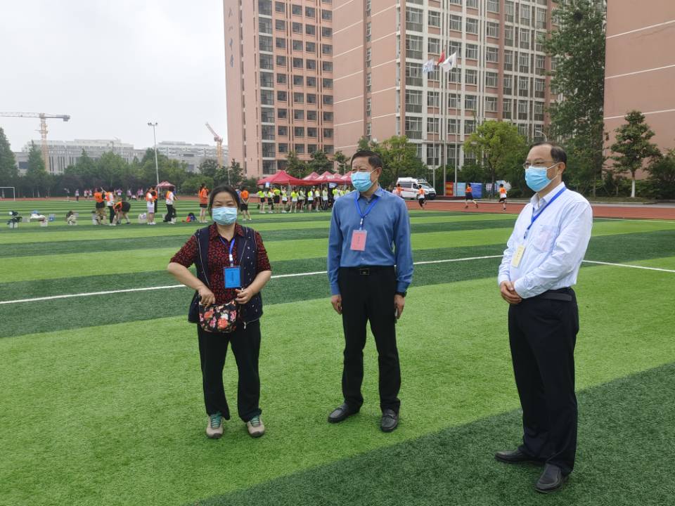 E:2022校办日常工作会议照片4.27合肥市教育局专职副书记李仲生视察体育中考QQ图片20220427113129.jpg