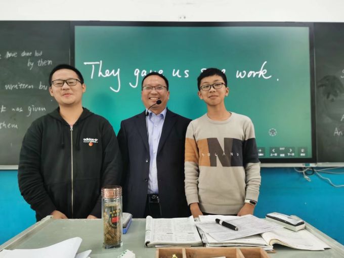 课堂.jpg 课堂.jpg